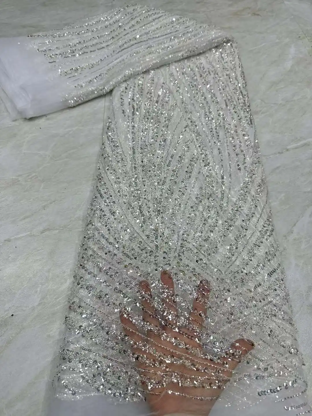 Luxury Beaded And Sequins Lace Fabric 5 Yards For Wedding Dresses Crystal Beads African Bridal Glitter Tulle Sequence
Luxury Beaded And Sequins Lace Fabric 5 Yards For Wedding Dresses Crystal Beads African Bridal Glitter Tulle Sequence