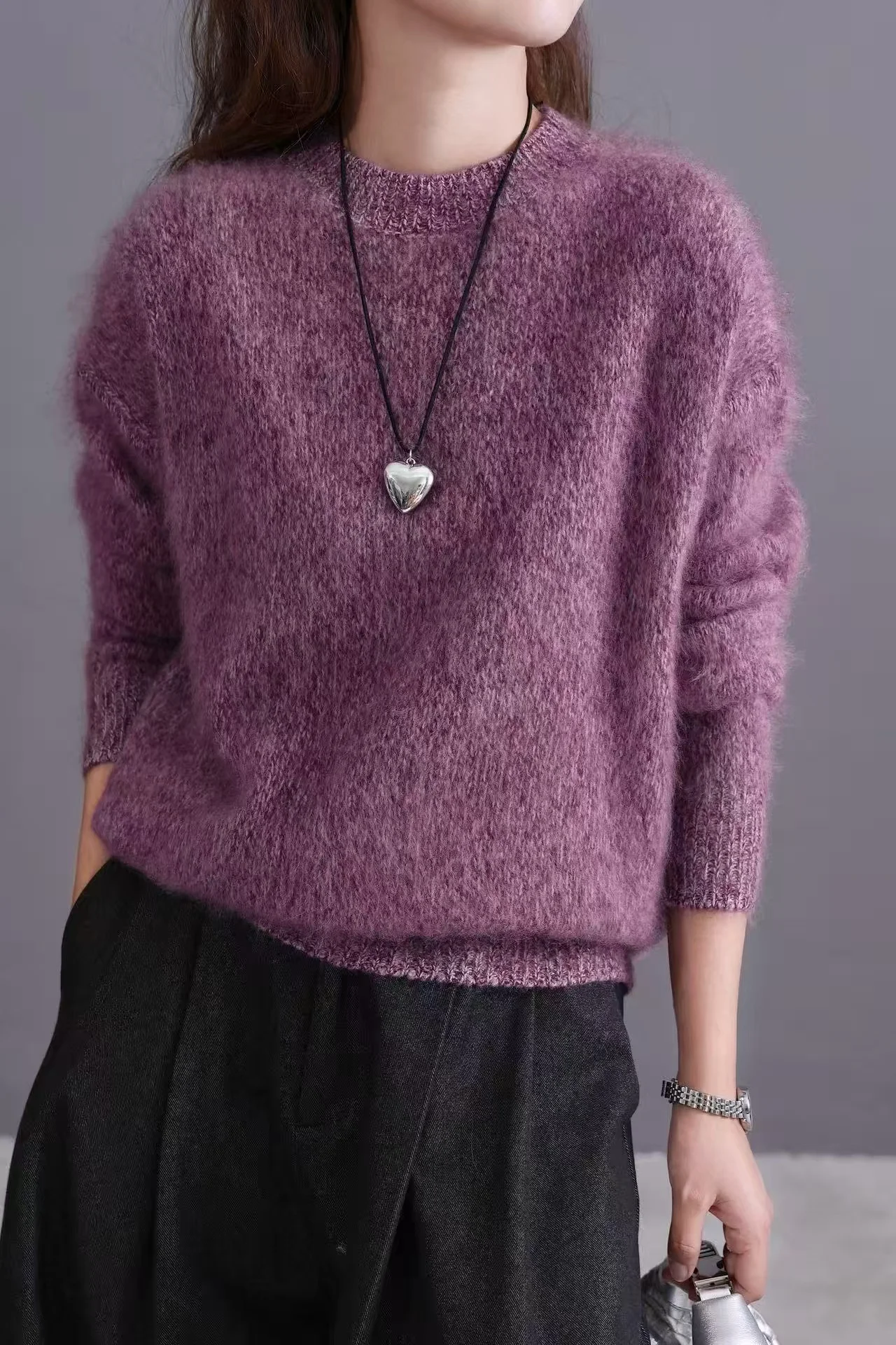 Новый вязаный свитер с начесом, высококачественный кашемировый свитер с начесом
Новый вязаный свитер с начесом, высококачественный кашемировый свитер с начесом