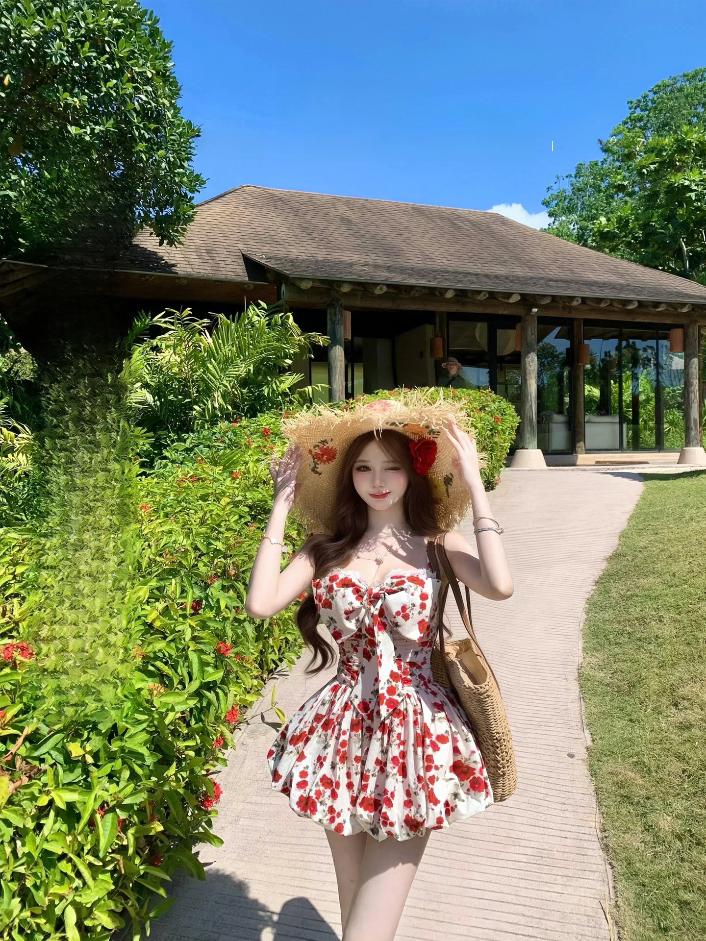 SISI JIANG Rose Sweet Tea Casual Vacation Style Retro Floral Knot Waist Cinch Halter Flower Bud Skirt Women's Dress
SISI JIANG Rose Sweet Tea Casual Vacation Style Retro Floral Knot Waist Cinch Halter Flower Bud Skirt Women's Dress