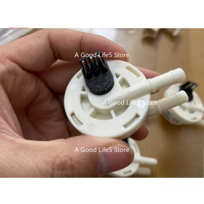 Подходит для кофемашин Delonghi: расходомер входного потока FLOW METER 5213214671, аксессуары.
Подходит для кофемашин Delonghi: расходомер входного потока FLOW METER 5213214671, аксессуары.