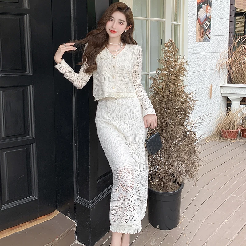 Spring and Autumn Ladies Temperament Fashion Lace Tassel Top Elegant Slim Casual Party Vintage Half-body Skirt Two Piece Set
Spring and Autumn Ladies Temperament Fashion Lace Tassel Top Elegant Slim Casual Party Vintage Half-body Skirt Two Piece Set