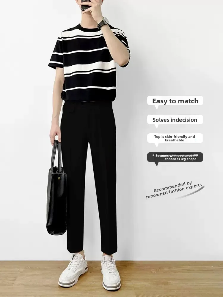 IT Men's Short Sleeve T-Shirt Black White Stripes Summer Fashionable Two-Piece Set Nine-Piece Small West Pants
IT Men's Short Sleeve T-Shirt Black White Stripes Summer Fashionable Two-Piece Set Nine-Piece Small West Pants