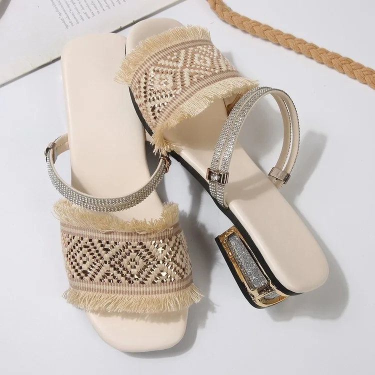 Vintage bohemian sandals women's summer flat-bottomed straw-woven outer wear two wear one-word slippers
Vintage bohemian sandals women's summer flat-bottomed straw-woven outer wear two wear one-word slippers