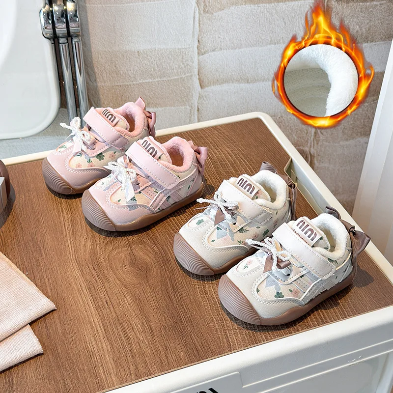 Winter Children Fleece-Lined Sneakers Kids Warm Board Shoes Girls Soft-Soled Cotton Shoes Princess Casual Shoes Outdoor Non-Slip
Winter Children Fleece-Lined Sneakers Kids Warm Board Shoes Girls Soft-Soled Cotton Shoes Princess Casual Shoes Outdoor Non-Slip