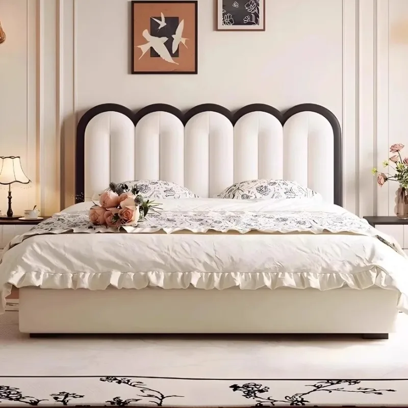 French Full Size Modern Bedroom Beds Aesthetic Headboard Floor Minimalist Bed Frames 180x200cm Unique Double Bedroom Furniture
French Full Size Modern Bedroom Beds Aesthetic Headboard Floor Minimalist Bed Frames 180x200cm Unique Double Bedroom Furniture