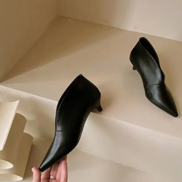 Casual 2026 V Cut Ladies Boots Fashion High Heel Pumps Sexy Ladies Ankle Boots Fashion Women Short Boots Lady Shoes V Cut Boots
Casual 2026 V Cut Ladies Boots Fashion High Heel Pumps Sexy Ladies Ankle Boots Fashion Women Short Boots Lady Shoes V Cut Boots