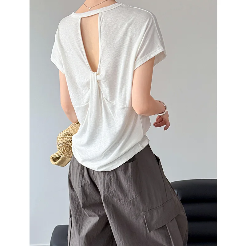 Summer short sleeved T-shirt for women, twisted backless top, loose and slimming short sleeved T-shirt for women
Summer short sleeved T-shirt for women, twisted backless top, loose and slimming short sleeved T-shirt for women