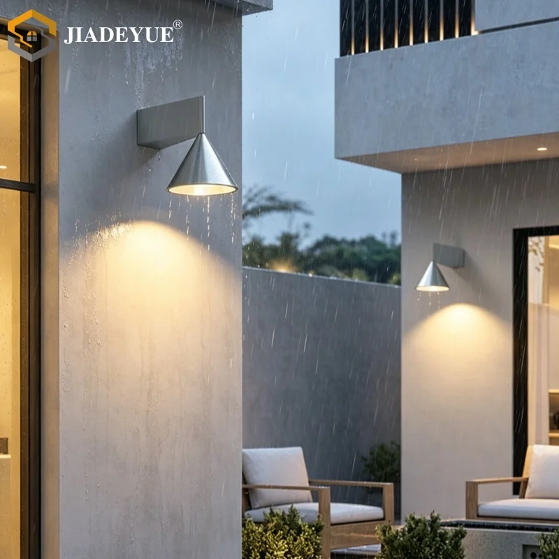 Modern minimalist waterproof outdoor wall lamp IP65 brushed aluminum garden balcony door courtyard background wall lamp
Modern minimalist waterproof outdoor wall lamp IP65 brushed aluminum garden balcony door courtyard background wall lamp