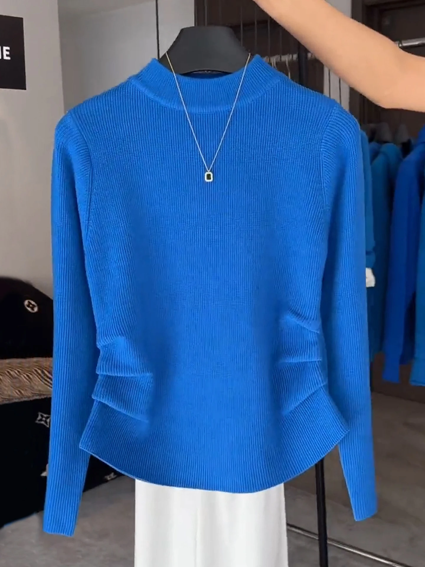 Blue Folded Waist Knitted Top Slim Long Sleeve Pullover Soft Winter Fashion Casual Style Comfortable Fit Women's Knitwear
Blue Folded Waist Knitted Top Slim Long Sleeve Pullover Soft Winter Fashion Casual Style Comfortable Fit Women's Knitwear
