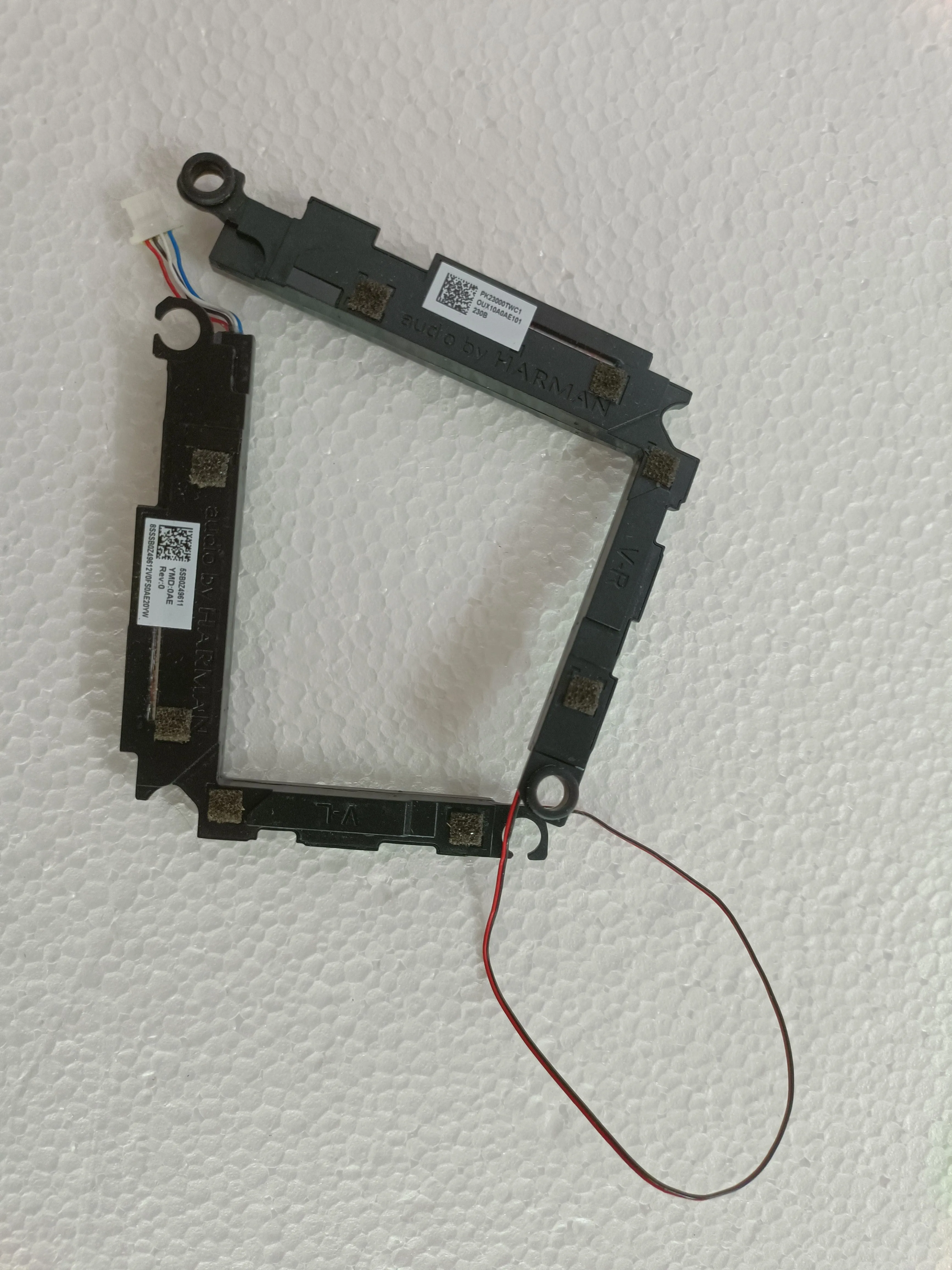 Original for Lenovo Yoga 14SITL Slim 7 Laptop S750-14IIL Built-in Laptop Speaker 5SB0Z49611 5SB0Z49593 PK23000TWC0 PK23000TWC1
Original for Lenovo Yoga 14SITL Slim 7 Laptop S750-14IIL Built-in Laptop Speaker 5SB0Z49611 5SB0Z49593 PK23000TWC0 PK23000TWC1