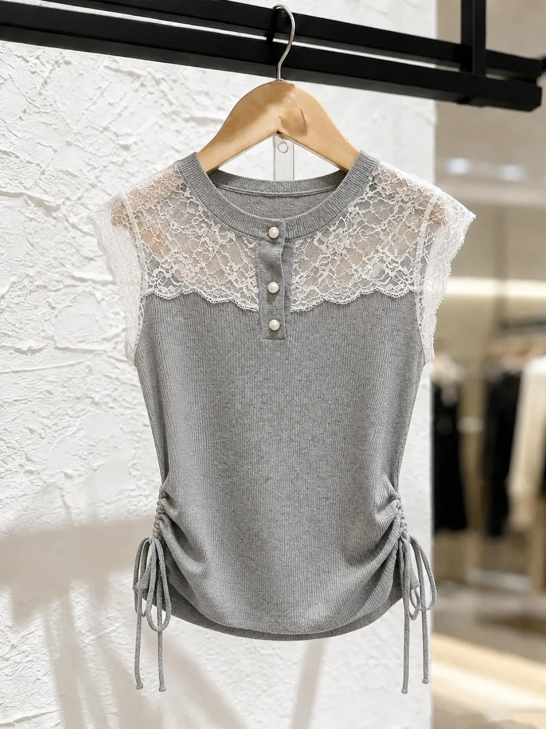 Summer Lace Splice Design Ice Silk Knitted Top Drawstring Belt Slimming Korean Style round Neck Short Sleeve Silk Blend
Summer Lace Splice Design Ice Silk Knitted Top Drawstring Belt Slimming Korean Style round Neck Short Sleeve Silk Blend