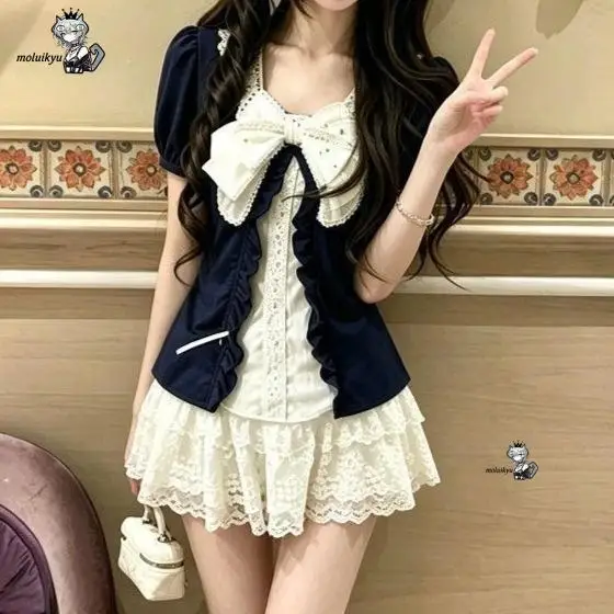 2Pcs Women's Top, Short Skirt Set Retro Japanese Lace Ruffle Bow Fluffy Sleeves Mini Skirt Girls Daily Fashion Clothing 2026
2Pcs Women's Top, Short Skirt Set Retro Japanese Lace Ruffle Bow Fluffy Sleeves Mini Skirt Girls Daily Fashion Clothing 2026