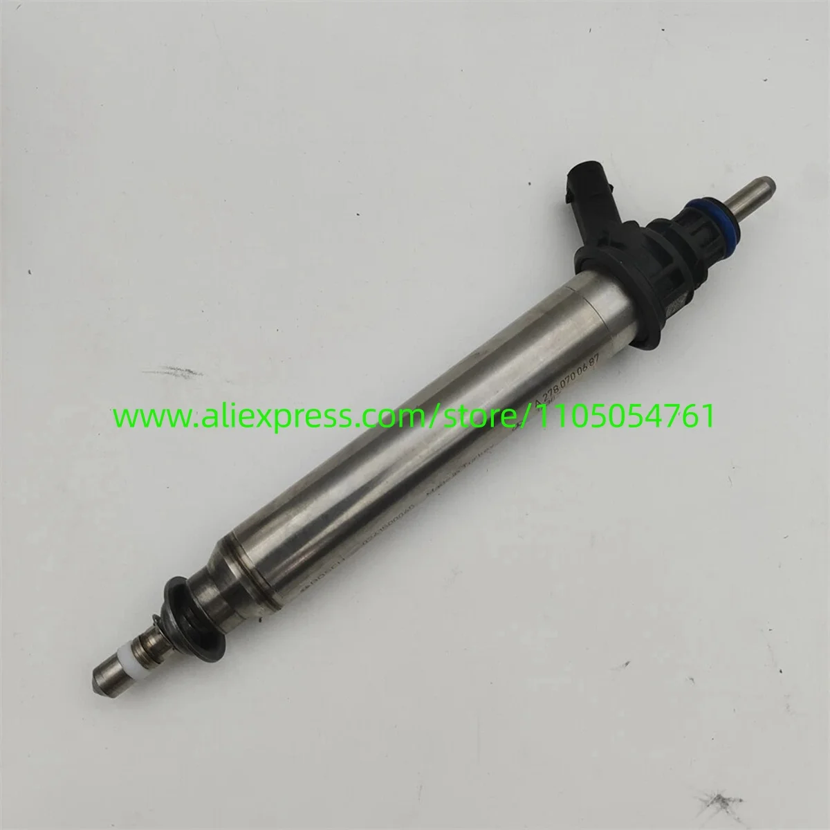 A2780700687 product is applicable to the fuel injectors of M-er=ce-des-Be=nz A, B C series models, namely C300 C350 C400 C450
A2780700687 product is applicable to the fuel injectors of M-er=ce-des-Be=nz A, B C series models, namely C300 C350 C400 C450