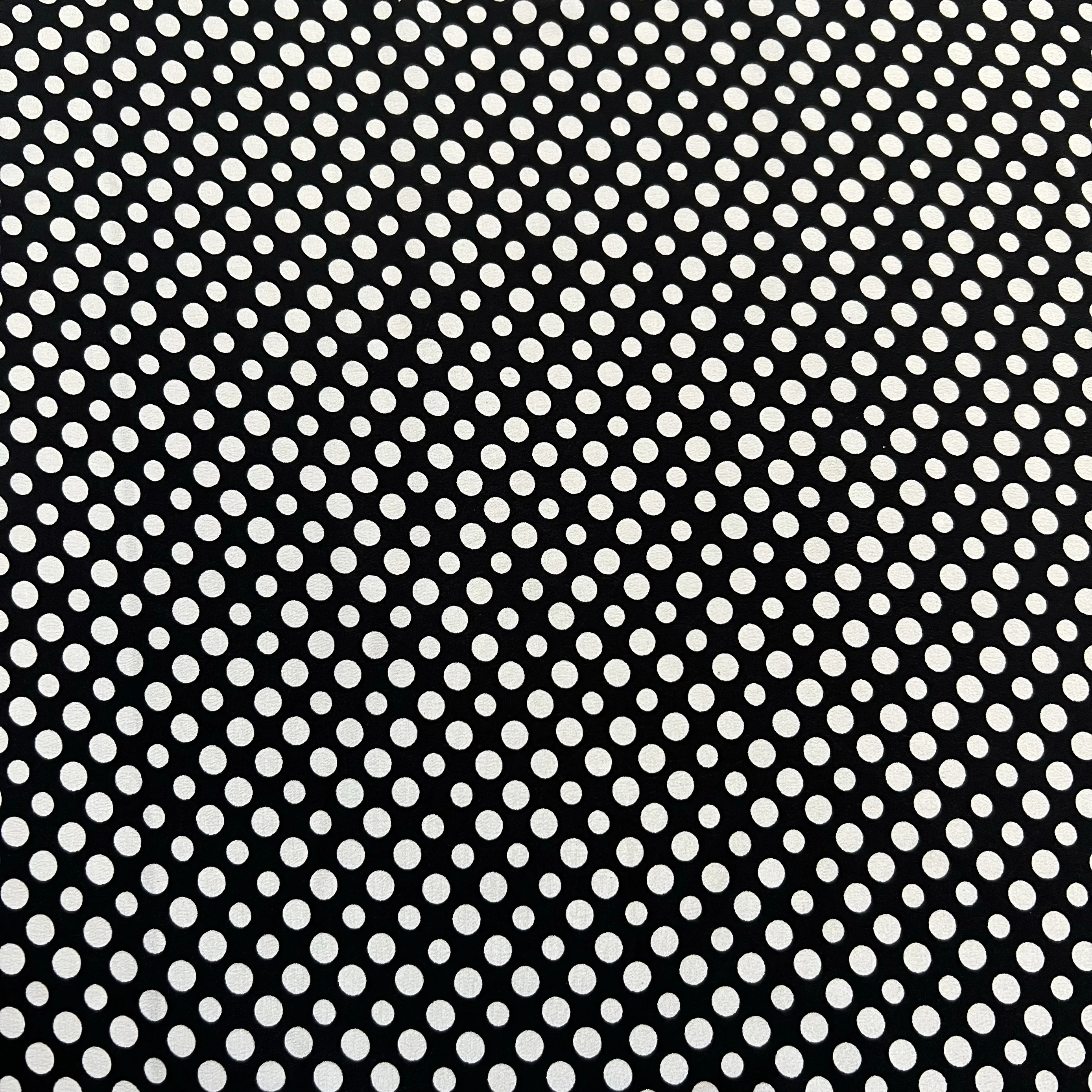 1 meter 100% Mulberry Silk 14 momme Crepe Silk Fabric Black Polka Dots Printed 114cm 44" wide by the yard XX245
1 meter 100% Mulberry Silk 14 momme Crepe Silk Fabric Black Polka Dots Printed 114cm 44" wide by the yard XX245