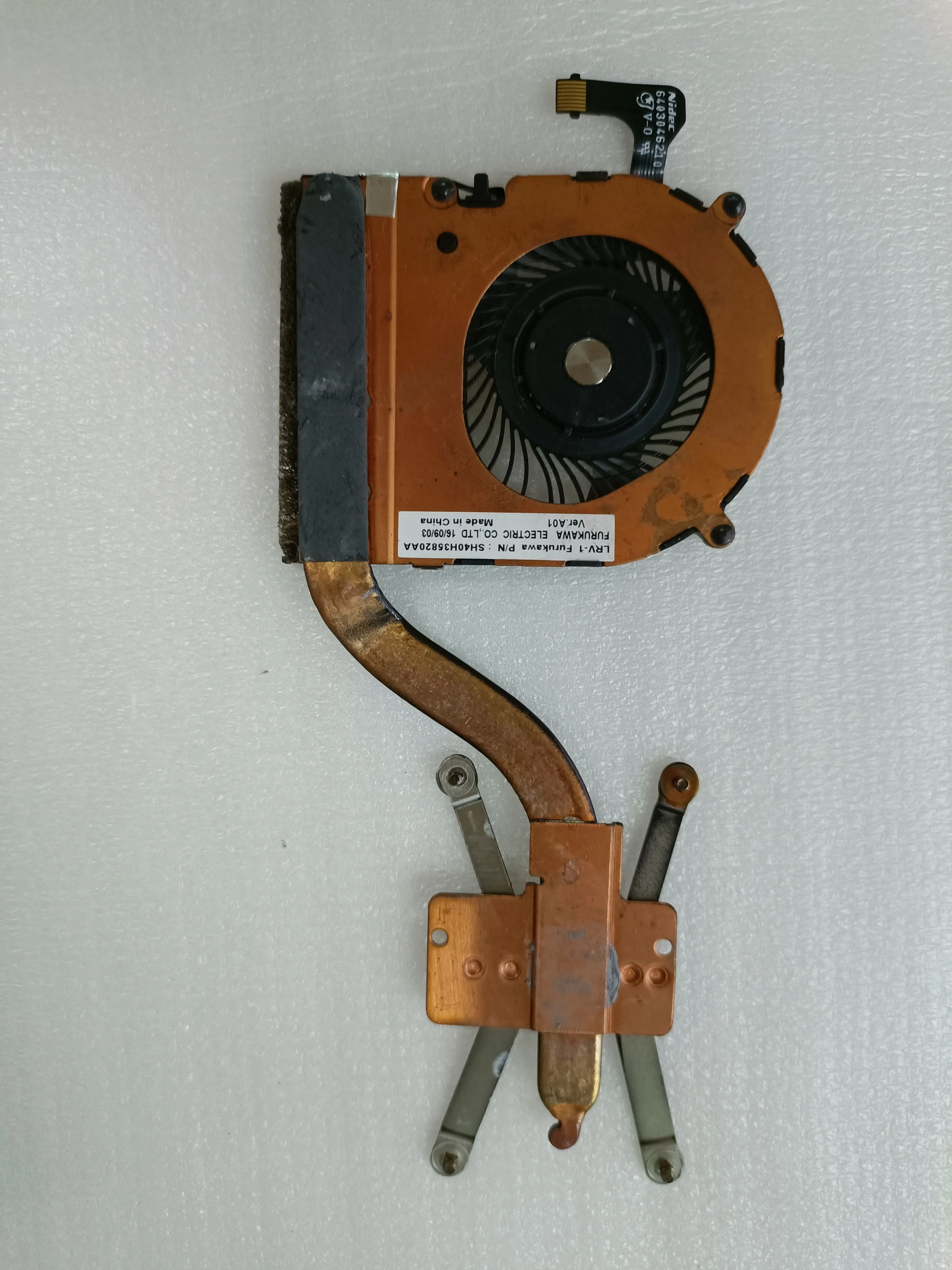 Used Original Cooler CPU Fan Heatsink for Lenovo ThinkPad X1 Yoga X1 Carbon 4th 2016 00JT800 01AVW976
Used Original Cooler CPU Fan Heatsink for Lenovo ThinkPad X1 Yoga X1 Carbon 4th 2016 00JT800 01AVW976
