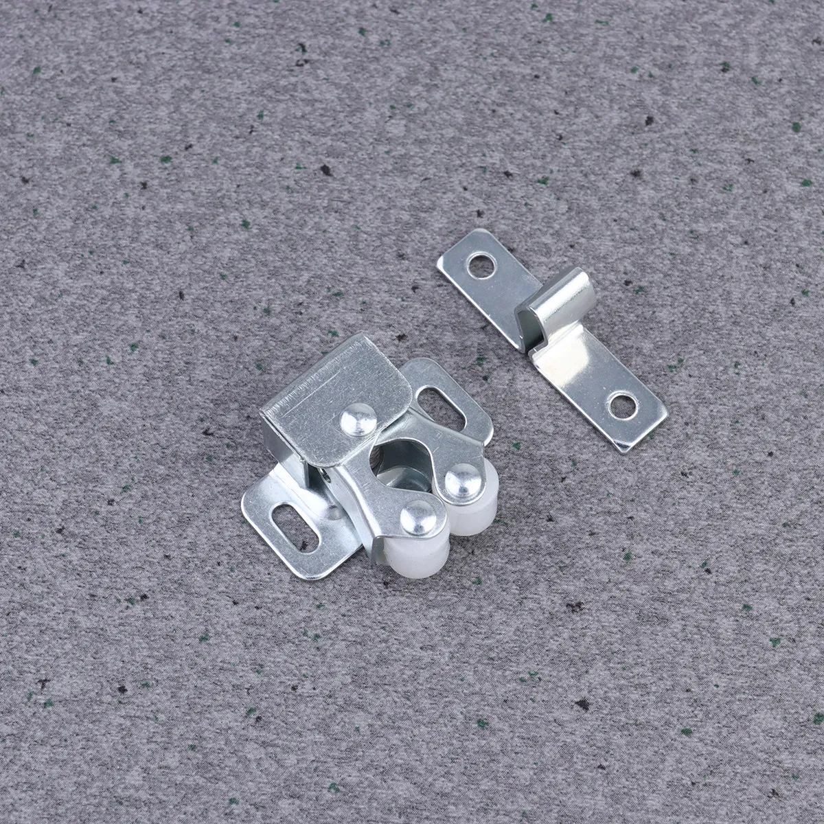20Pcs Door Catcher High Grade Wear Resistant Door Latch Push Open Close Cabinet Ball Catch Toggle Clip White
20Pcs Door Catcher High Grade Wear Resistant Door Latch Push Open Close Cabinet Ball Catch Toggle Clip White