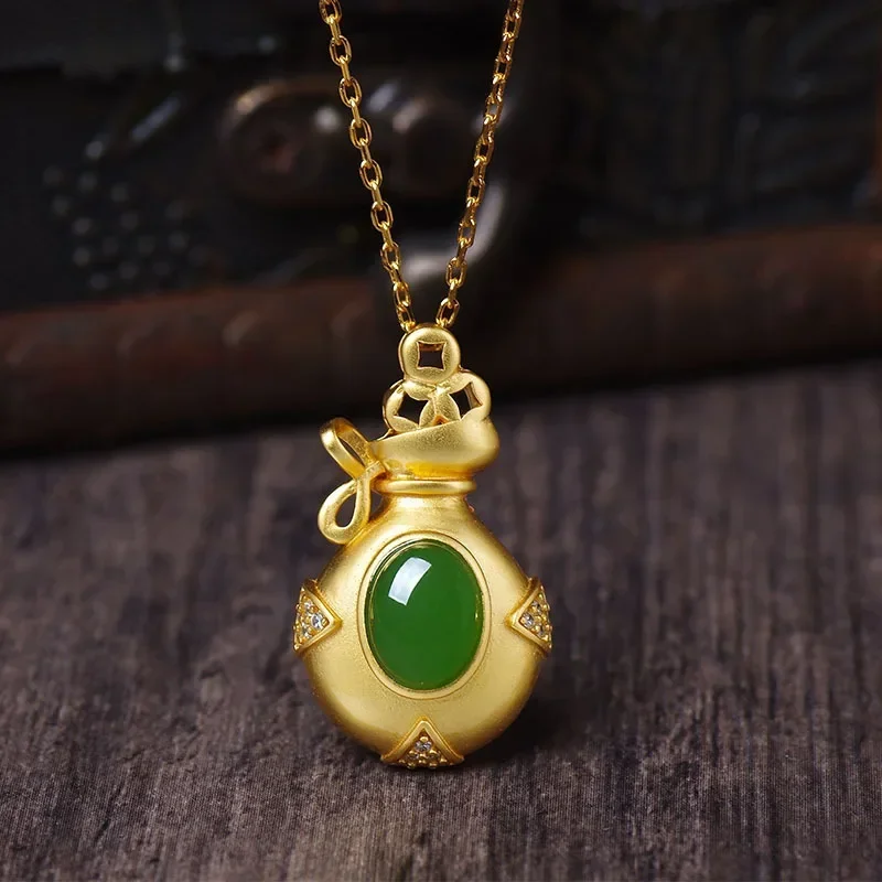 Chinese Natural Green Chalcedony Hand-carved Sandbag Pendant Fashion Boutique Jewelry Men and Women Necklace Popular Gifts
Chinese Natural Green Chalcedony Hand-carved Sandbag Pendant Fashion Boutique Jewelry Men and Women Necklace Popular Gifts