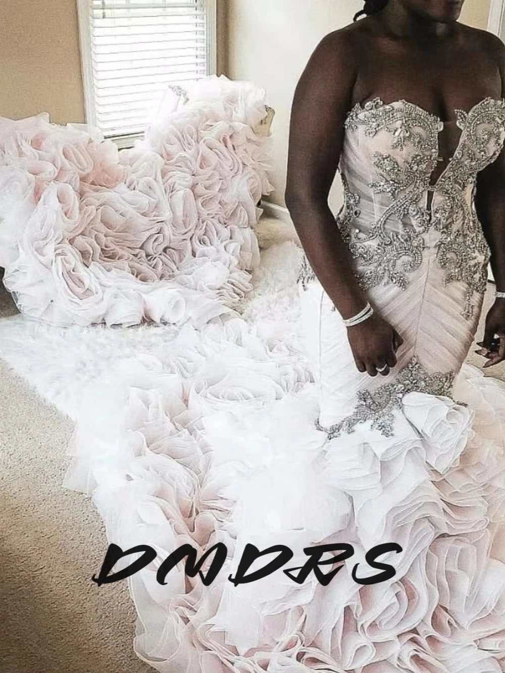 Gorgeous Mermaid Luxury Wedding Dresses Sweetheart Neck Dress For Bride Chic Tiered Pleated Bridal Gown Vestido De Novia
Gorgeous Mermaid Luxury Wedding Dresses Sweetheart Neck Dress For Bride Chic Tiered Pleated Bridal Gown Vestido De Novia