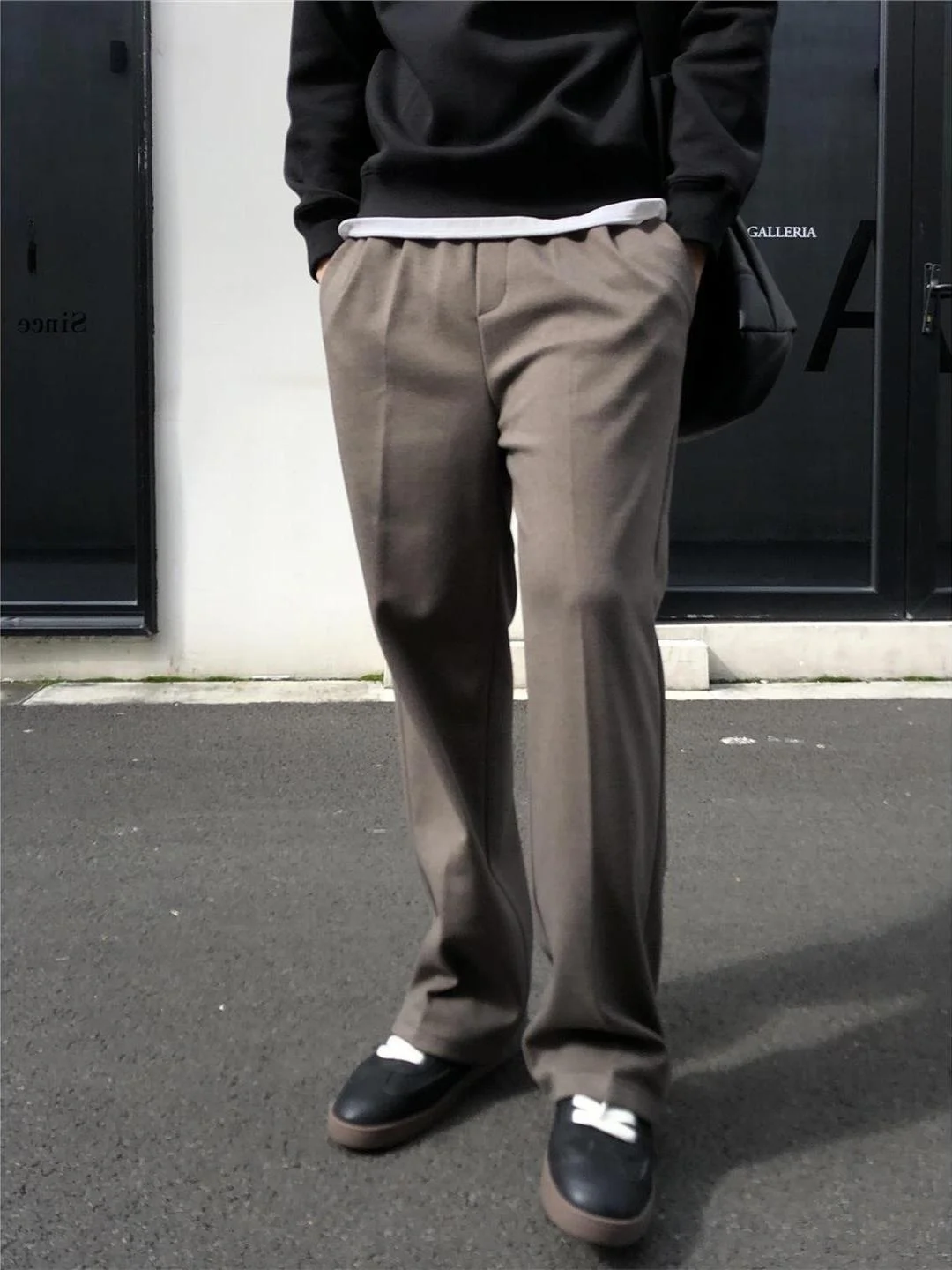 American Casual Pure Color Men's Loose CleanFit Retro Faion Straight Leg Pants Autumn Trendy Wide Leg Trousers
American Casual Pure Color Men's Loose CleanFit Retro Faion Straight Leg Pants Autumn Trendy Wide Leg Trousers