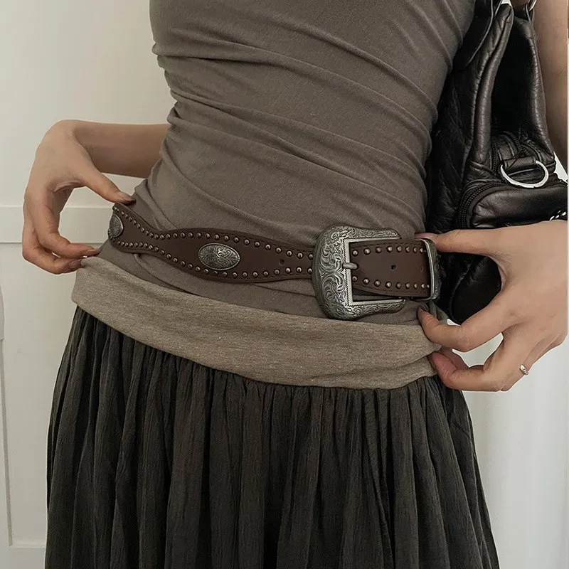 American Retro Punk Style Women's Belt 2025 New Rivet Decorated Leather Belt Matched with Jeans Personalized Y2K Black
American Retro Punk Style Women's Belt 2025 New Rivet Decorated Leather Belt Matched with Jeans Personalized Y2K Black