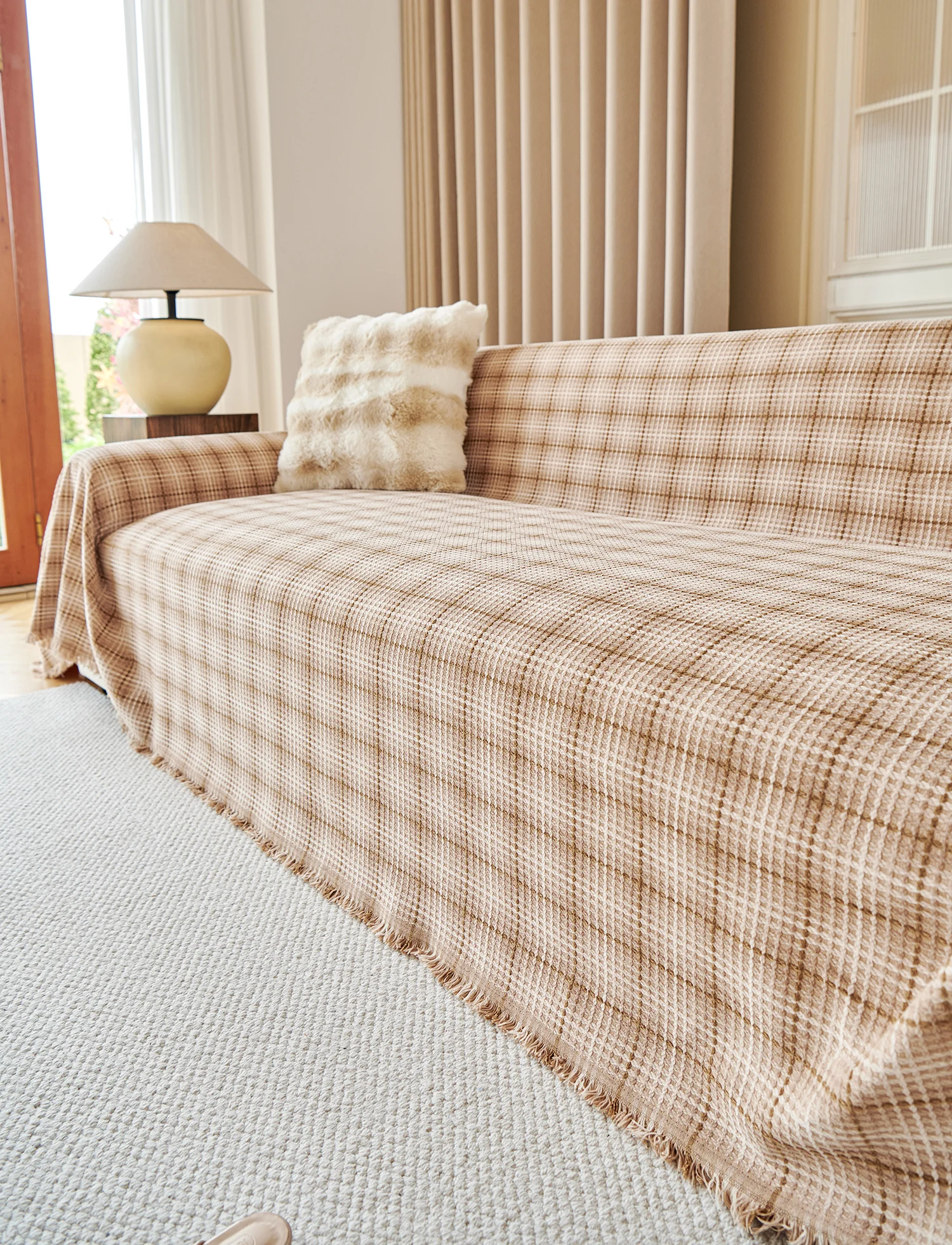 1pc Gradient Chenille Sofa Cover Geometric Pattern Sofa Throw Blanket Anti-dirty Non-slip Soft Sofa Slipcover for Living Room
1pc Gradient Chenille Sofa Cover Geometric Pattern Sofa Throw Blanket Anti-dirty Non-slip Soft Sofa Slipcover for Living Room