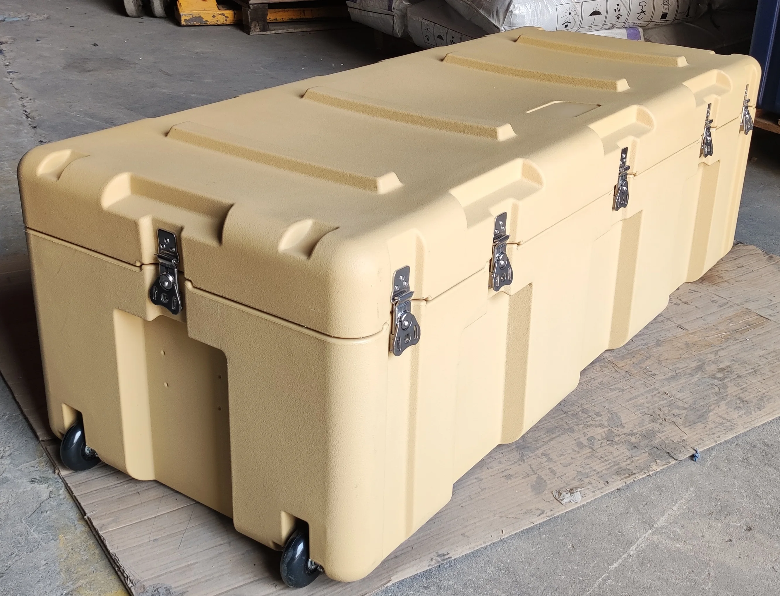 Tricases factory Milit quality shockproof waterproof IP65 Milit equipment box RS866
Tricases factory Milit quality shockproof waterproof IP65 Milit equipment box RS866