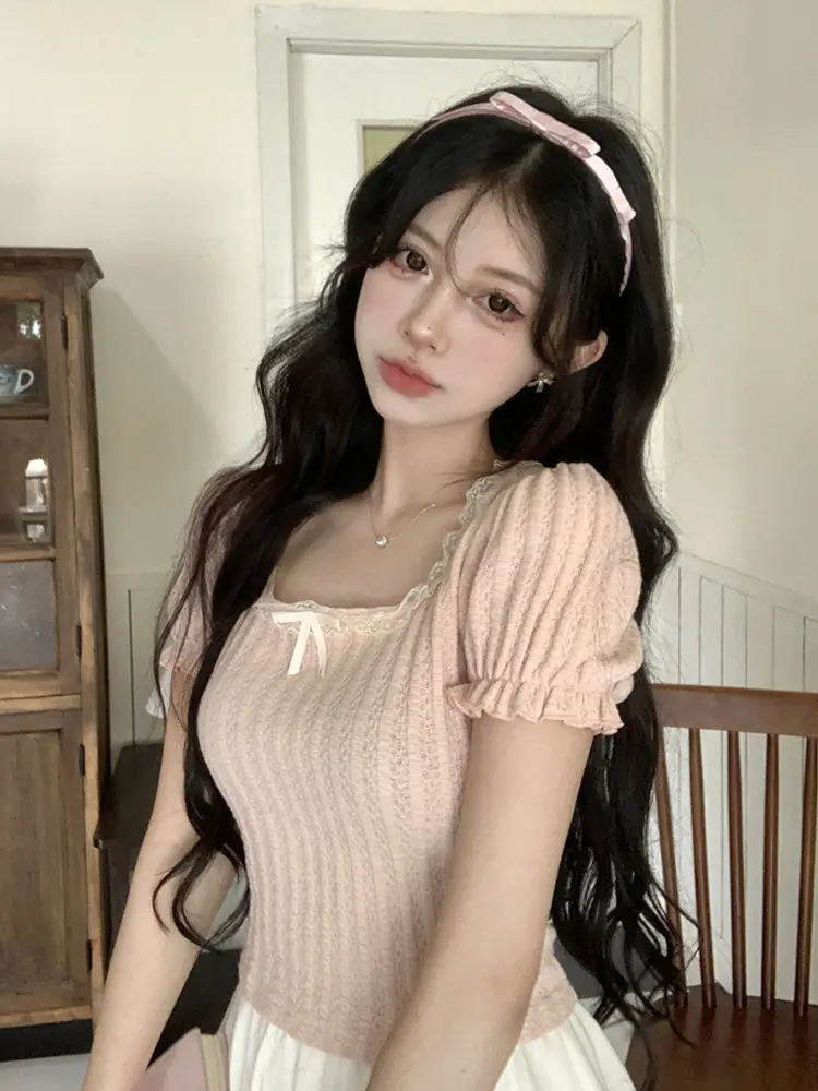 Short Lace Puff Sleeve T-shirt for Women Summer Short Sleeve Back Hollow Strap Top
Short Lace Puff Sleeve T-shirt for Women Summer Short Sleeve Back Hollow Strap Top