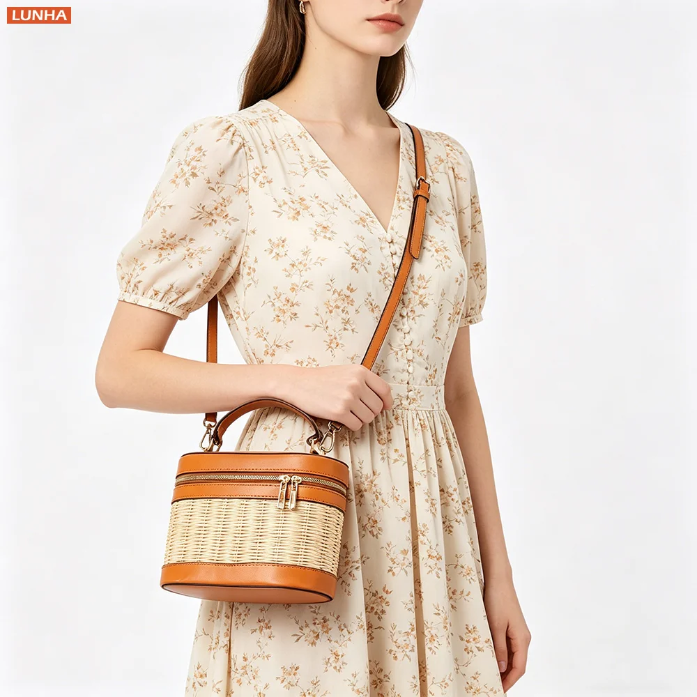 Rattan Woven PU Leather Trim Mini Bucket Handbag Bohemian Handmade Braided Cylinder Box Bag Detachable Crossbody Purse for Women
Rattan Woven PU Leather Trim Mini Bucket Handbag Bohemian Handmade Braided Cylinder Box Bag Detachable Crossbody Purse for Women