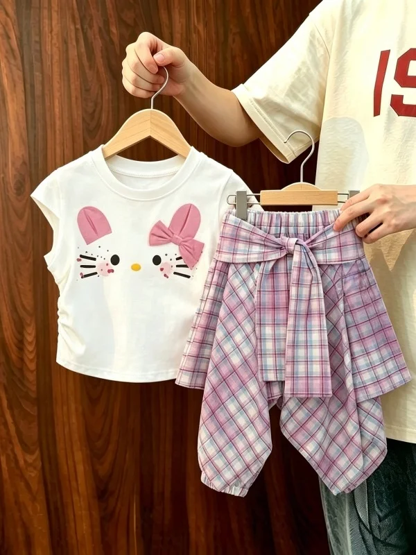 2026 New Girls' Patterned Short Sleeve Skirt Set Summer Fashionable Outfit Two-Piece Set Regular Length Knot
2026 New Girls' Patterned Short Sleeve Skirt Set Summer Fashionable Outfit Two-Piece Set Regular Length Knot
