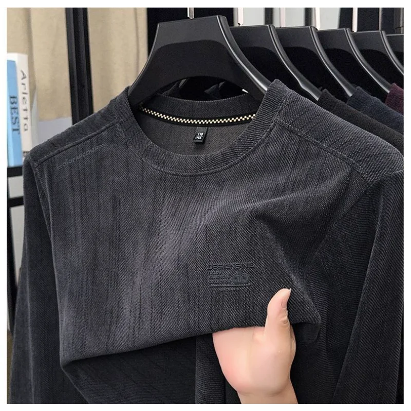 Новый топ, футболка с длинными рукавами, мужской теплый модный повседневный свитер, элитный темперамент
Новый топ, футболка с длинными рукавами, мужской теплый модный повседневный свитер, элитный темперамент