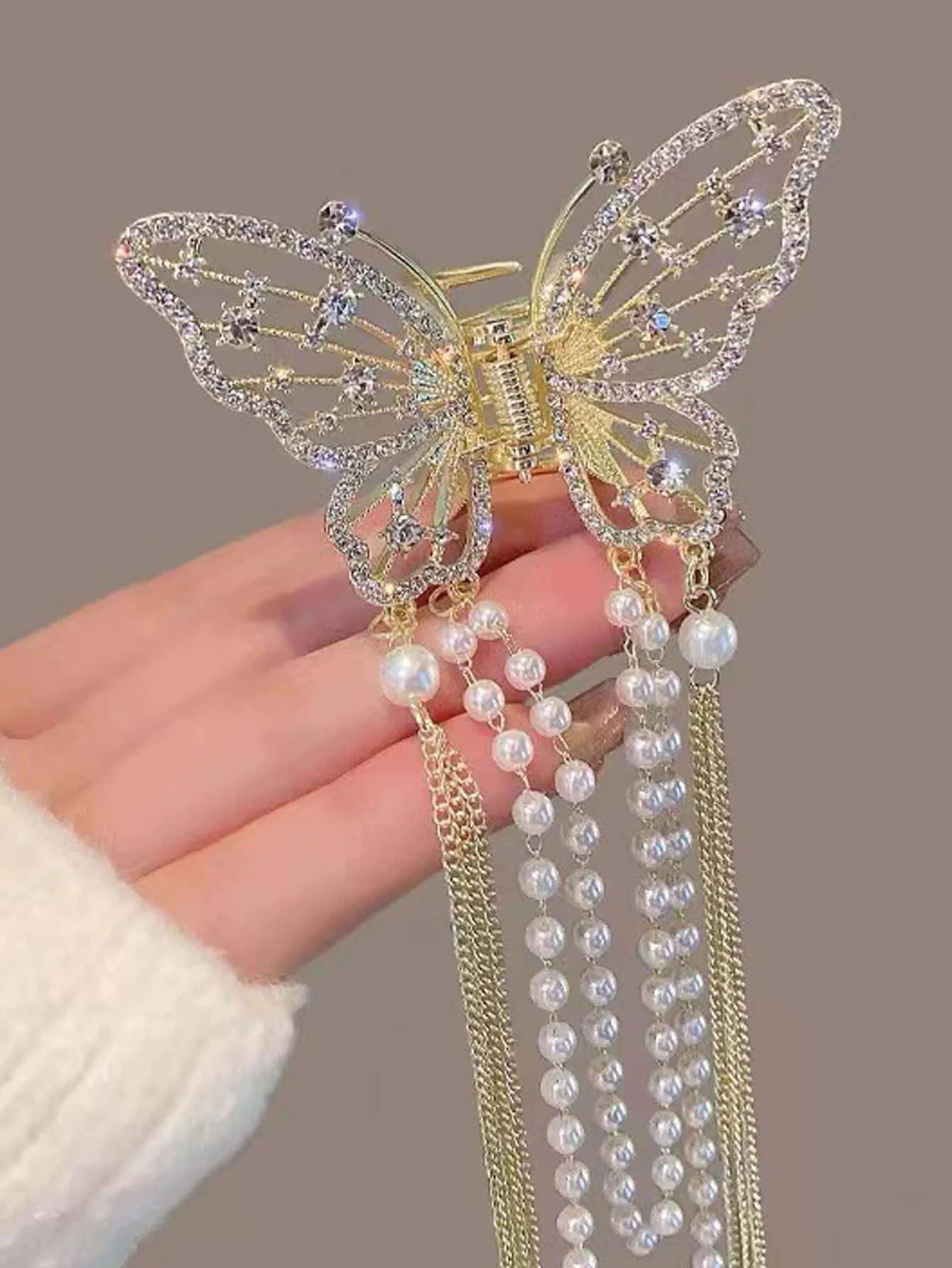 1Pcs Fashion Elegant Butterfly Fringes Hair Claws For Women Hair Accessories
1Pcs Fashion Elegant Butterfly Fringes Hair Claws For Women Hair Accessories