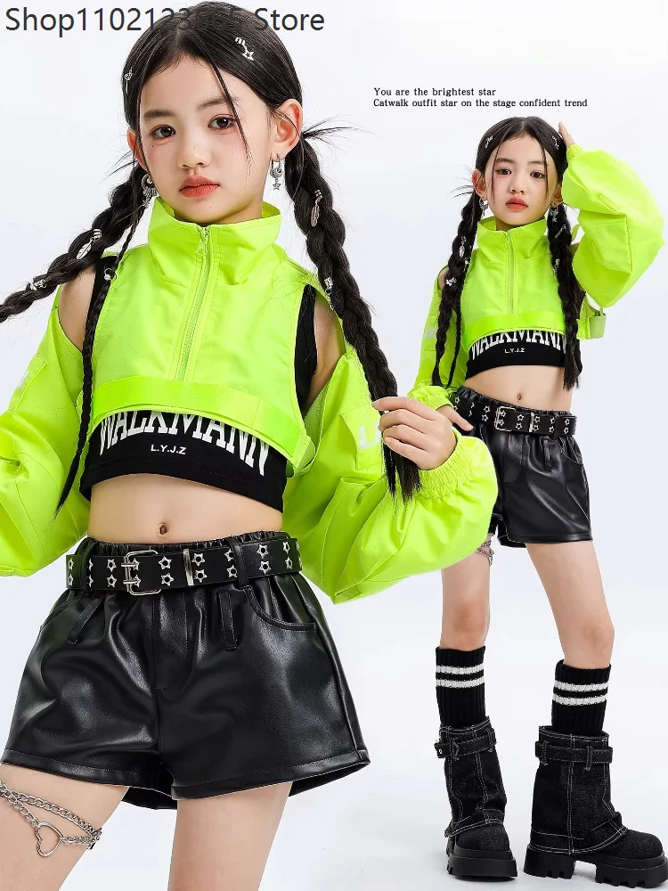Chicas Jazz Dance Long Sleeve Fluorescent Green Off-Shoulder Top Leather Shorts Suit Jazz Costumes Group Stage Performance Wear
Chicas Jazz Dance Long Sleeve Fluorescent Green Off-Shoulder Top Leather Shorts Suit Jazz Costumes Group Stage Performance Wear