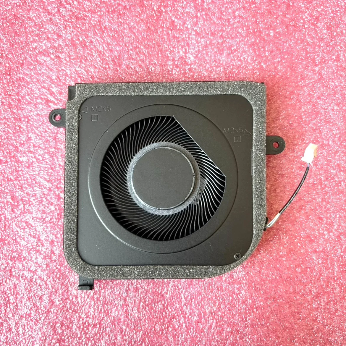 0KF74T Новый вентилятор охлаждения процессора для Dell Latitude 5440 E5440 Precision 3480 M3480
0KF74T Новый вентилятор охлаждения процессора для Dell Latitude 5440 E5440 Precision 3480 M3480