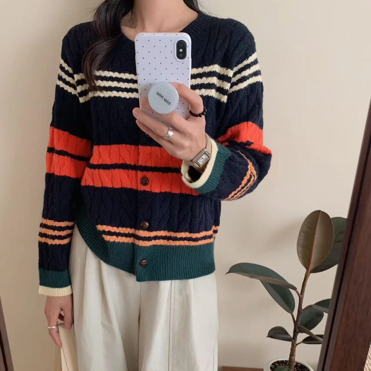 Colorful Contrasting Striped Women's Coat, Autumn and Winter New Style, Loose Twisted Flower Knitted Cardigan Sweater
Colorful Contrasting Striped Women's Coat, Autumn and Winter New Style, Loose Twisted Flower Knitted Cardigan Sweater