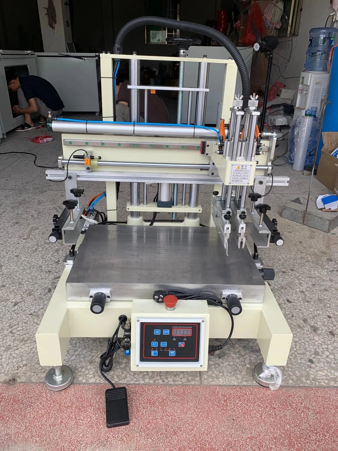 Semi Automatic Small Type Flat Paper Bag F ric Acrylic Silk Screen Printing Machine 
Semi Automatic Small Type Flat Paper Bag F ric Acrylic Silk Screen Printing Machine