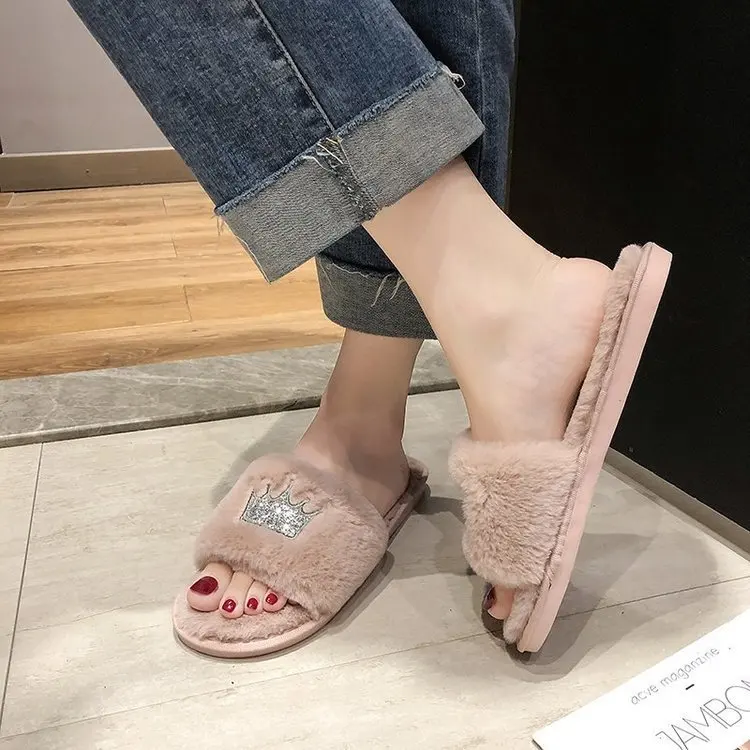 Wholesale Women Family Warm Flat Bottom Slippers For Women's Home Anti Slip Rabbit Hair Fashion Opening Cotton Slippers Hot Sale
Wholesale Women Family Warm Flat Bottom Slippers For Women's Home Anti Slip Rabbit Hair Fashion Opening Cotton Slippers Hot Sale
