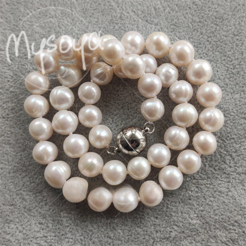 MYSOYA 9-10mm White Freshwater Pearl Necklace, Suitable for Birthday/ Wedding/ Mother's Day/ Father's Day Gift A1064
MYSOYA 9-10mm White Freshwater Pearl Necklace, Suitable for Birthday/ Wedding/ Mother's Day/ Father's Day Gift A1064