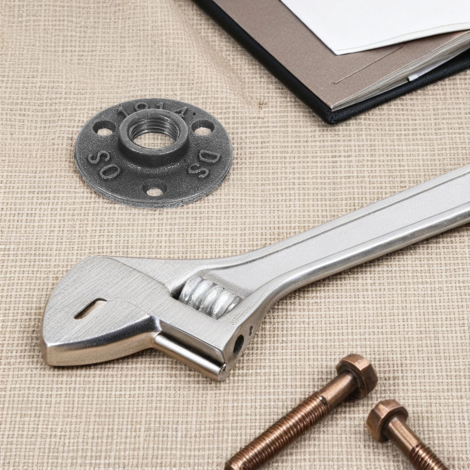 10Pcs Industrial Wall Mounted Flange 4 Inch Malleable Threaded Floor Flange Iron Pipe Fittings Durable Anti-Rust Black 
10Pcs Industrial Wall Mounted Flange 4 Inch Malleable Threaded Floor Flange Iron Pipe Fittings Durable Anti-Rust Black