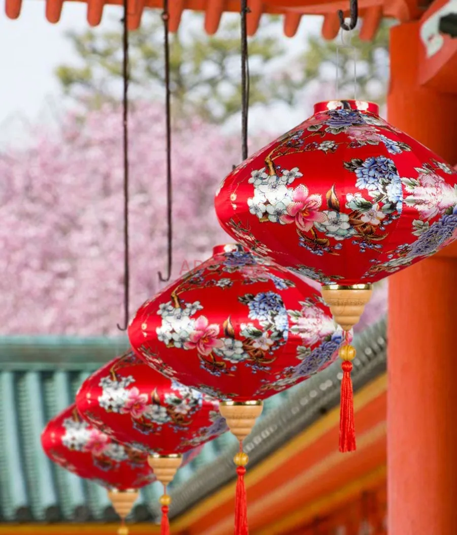 1pcs Chinese Vintage Floral Silk Lantern Wedding Festive Party Hanging Lantern Decor Lantern
1pcs Chinese Vintage Floral Silk Lantern Wedding Festive Party Hanging Lantern Decor Lantern