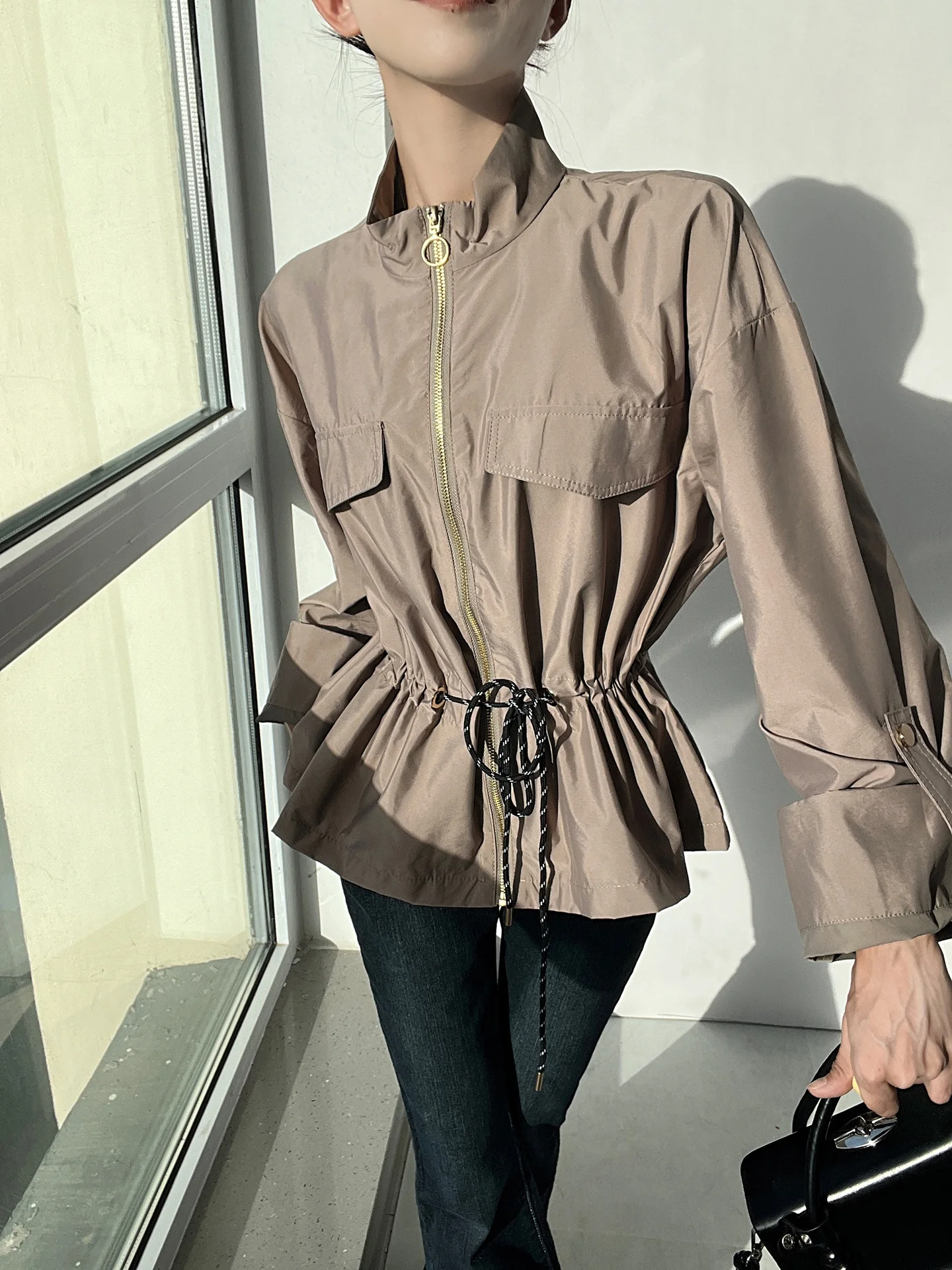 American Style Retro Linen Mixed Drawstring Waist Cinched Zipper Short Jacket Women's Spring Workwear Windbreaker Loose Fit L...
American Style Retro Linen Mixed Drawstring Waist Cinched Zipper Short Jacket Women's Spring Workwear Windbreaker Loose Fit L...