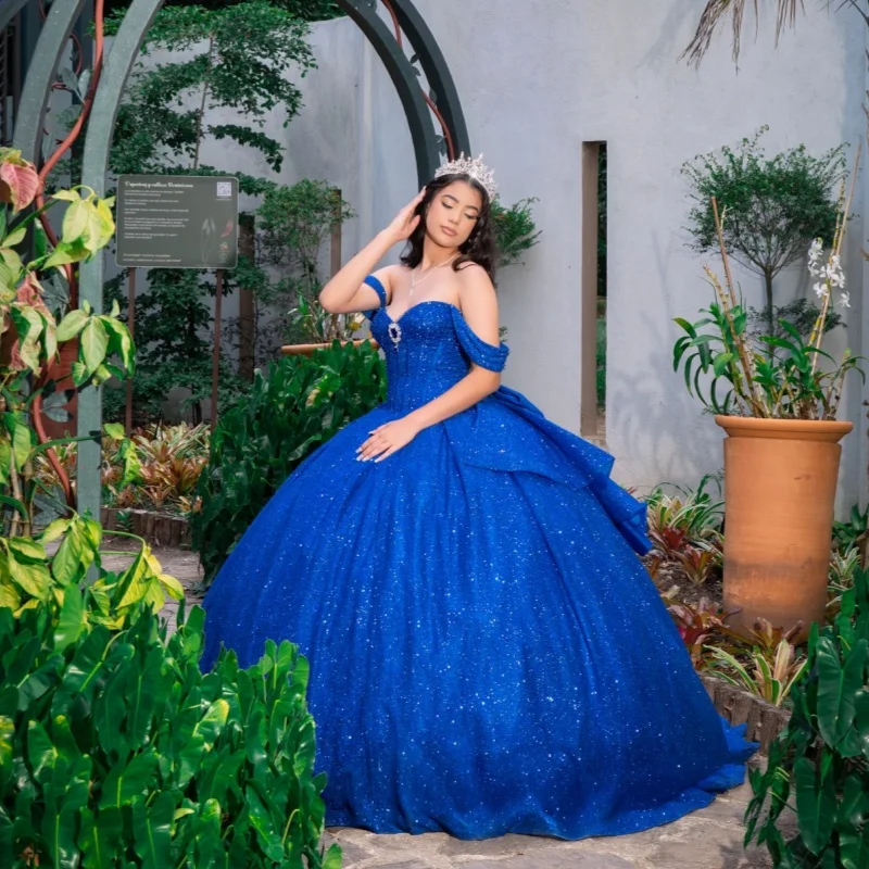 Shiny Royal Blue Quinceanera Dress off-shoulder Crystal Glitter Decal Long tail Bow vestidos de 15 Quinceanera Customized
Shiny Royal Blue Quinceanera Dress off-shoulder Crystal Glitter Decal Long tail Bow vestidos de 15 Quinceanera Customized