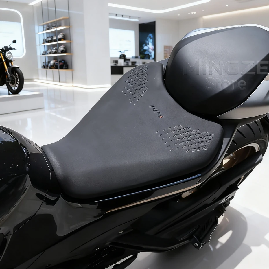 For CFMOTO Motorcycle cf800NK 800 NK modification adds front seat cushion accessories 795 815 height
For CFMOTO Motorcycle cf800NK 800 NK modification adds front seat cushion accessories 795 815 height