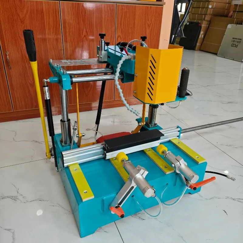 67 * 62 * 70 cm hobby mini numerical control machine desktop mini router engraving machine for wood printed circuit board
67 * 62 * 70 cm hobby mini numerical control machine desktop mini router engraving machine for wood printed circuit board