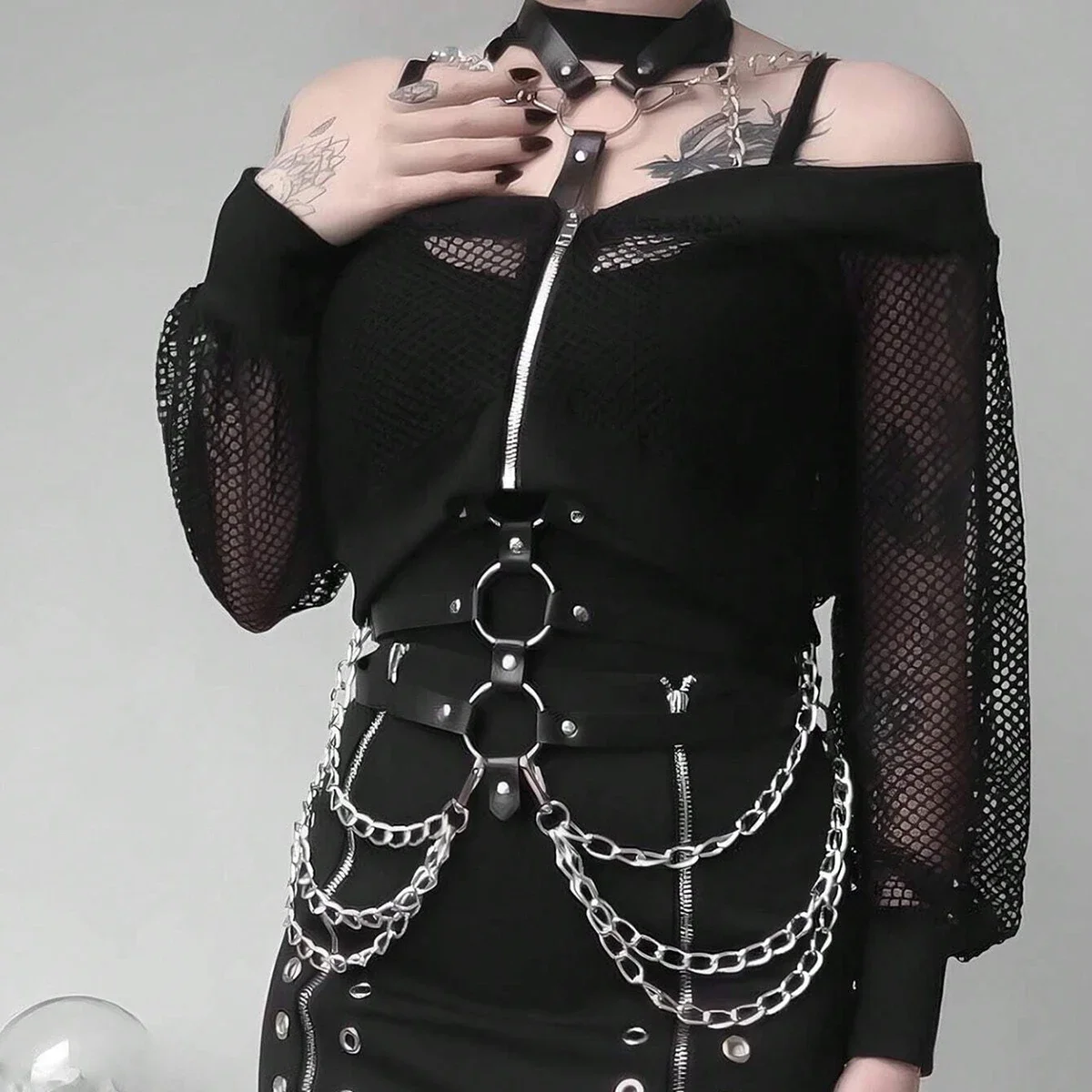 Women Trend Punk Belt Fashion Leather Waist Belt Female Street Style Decoration Body Chain Belt Gothic Clothing Accessories
Women Trend Punk Belt Fashion Leather Waist Belt Female Street Style Decoration Body Chain Belt Gothic Clothing Accessories