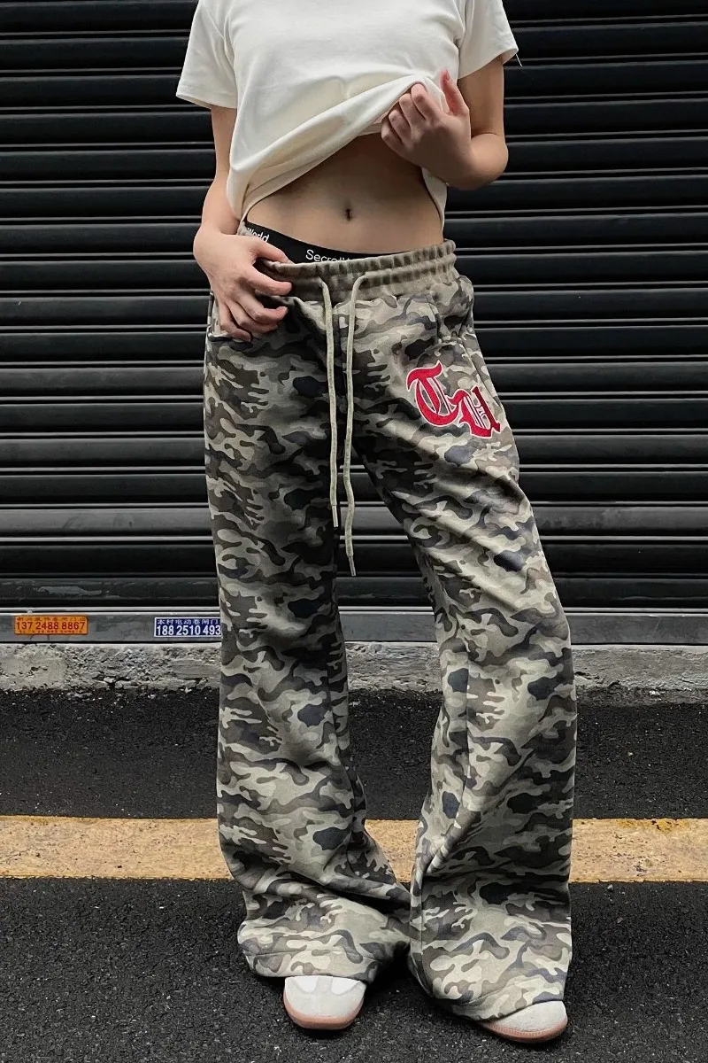 New American Fashion Retro Camouflage Pants for Women, Loose and Casual Hip Hop Jazz Dance Sports Pants Female Clothing
New American Fashion Retro Camouflage Pants for Women, Loose and Casual Hip Hop Jazz Dance Sports Pants Female Clothing