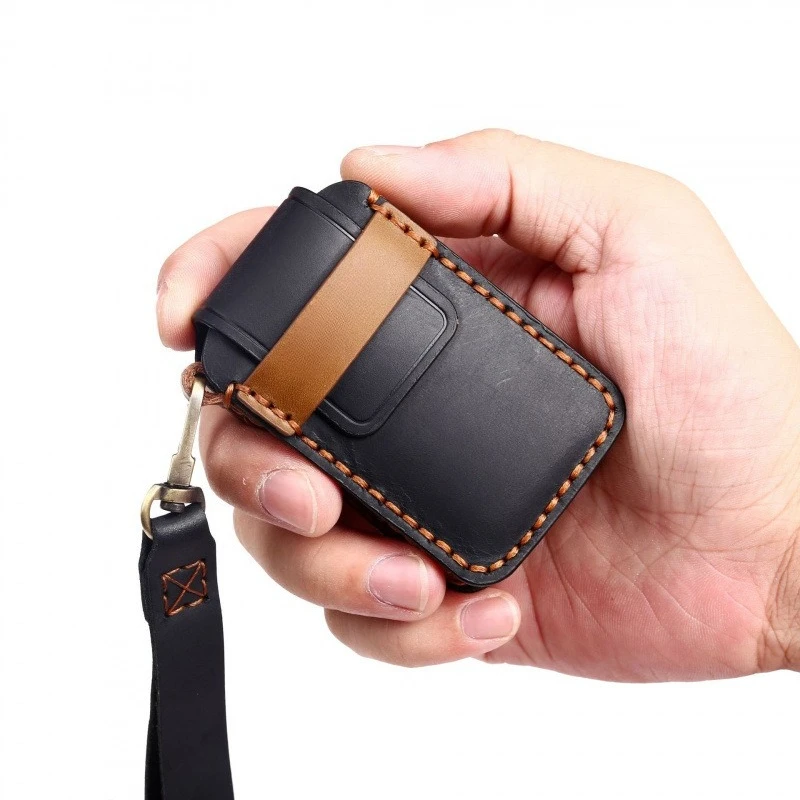 Handmade Genuine Leather Key Fob Cover For Mazda 3 6 CX5 CX30 Axela Atenza Full Protection Car Key Case
Handmade Genuine Leather Key Fob Cover For Mazda 3 6 CX5 CX30 Axela Atenza Full Protection Car Key Case