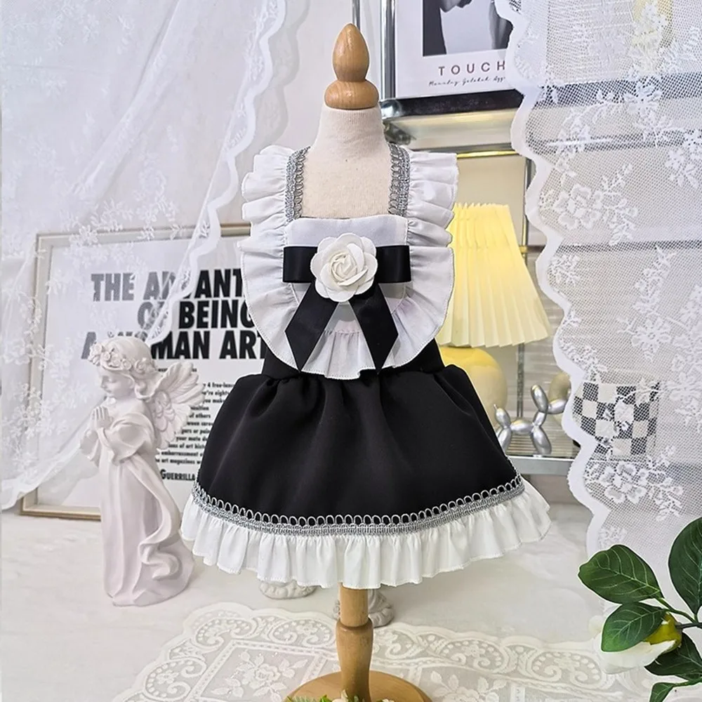 Brand Classic Black And White Color Pet Dress - Peony Dog Maid Dress
Brand Classic Black And White Color Pet Dress - Peony Dog Maid Dress