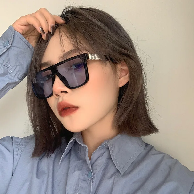 2022 New Fashion Square Sunglasses Women Large Frame Sunglasses For Men Polarized Vintage Sun Glasses Gafas De Sol Wholesale
2022 New Fashion Square Sunglasses Women Large Frame Sunglasses For Men Polarized Vintage Sun Glasses Gafas De Sol Wholesale