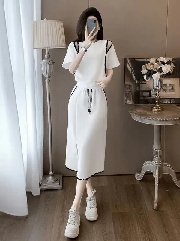 Fashion Anti-aging Summer Set Women's Elegant Shoulder-baring Top High-waisted Slimming Split Skirt Two-piece Ensemble
Fashion Anti-aging Summer Set Women's Elegant Shoulder-baring Top High-waisted Slimming Split Skirt Two-piece Ensemble