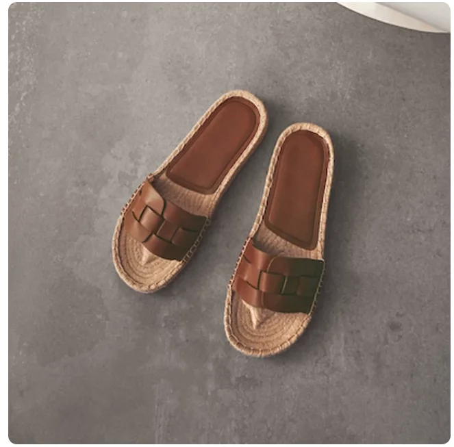 Summer Slippers 2026 Casual Mules Slides Beach Flats Women Platform Flat Straw Hemp Weave Sandals Fashion Sandalias Mujer Casual
Summer Slippers 2026 Casual Mules Slides Beach Flats Women Platform Flat Straw Hemp Weave Sandals Fashion Sandalias Mujer Casual